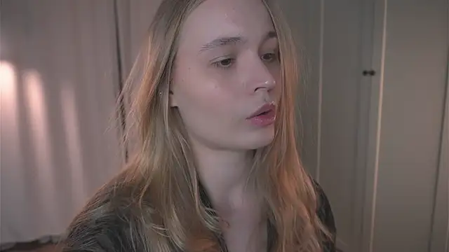 Snapshot of lisa_schiele chatting on January 2026 08:23:01 PM lisa schiele online show from January 2026 08:23:01 PM