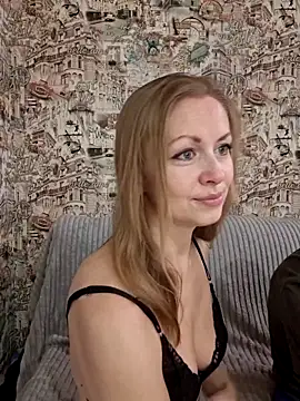 VChelsiV online show from September 2025 06:40:01 PM