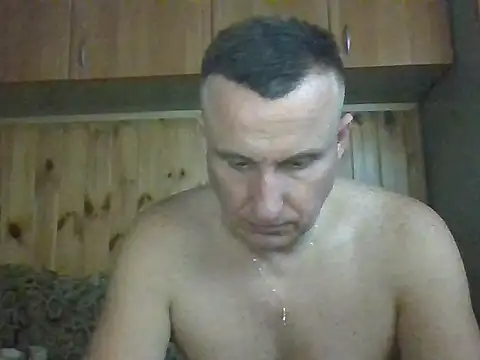 Snapshot of Maksymilian1 chatting on October 2025 04:28:01 PM Maksymilian1 online show from October 2025 04:28:01 PM