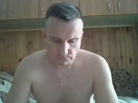 Maksymilian1 online show from February 2026 12:57:02 PM