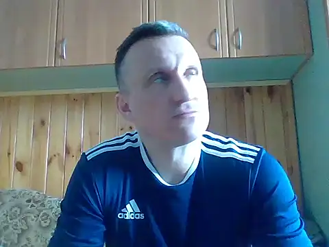 Maksymilian1 online show from April 2026 10:07:02 AM