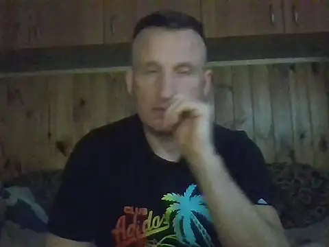 Maksymilian1 online show from March 2026 05:26:02 PM