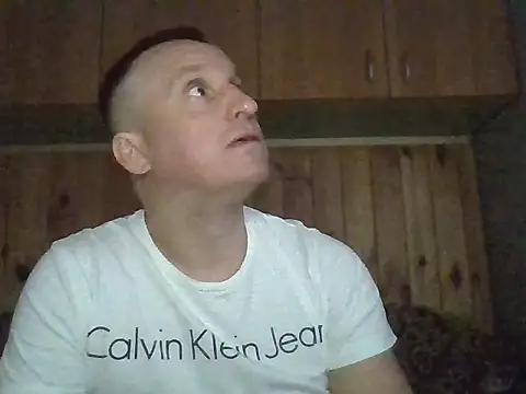 Maksymilian1 online show from November 2025 03:23:01 PM