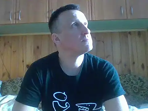 Maksymilian1 online show from March 2026 11:04:02 AM