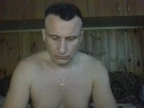 Maksymilian1 online show from March 2026 06:48:01 PM