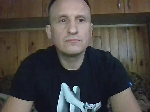Maksymilian1 online show from March 2026 07:08:02 PM