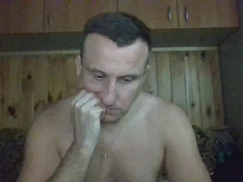 Maksymilian1 online show from November 2025 03:01:02 PM