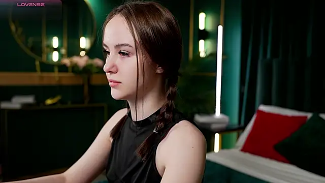 MarySparkle online show from February 2026 04:35:01 AM