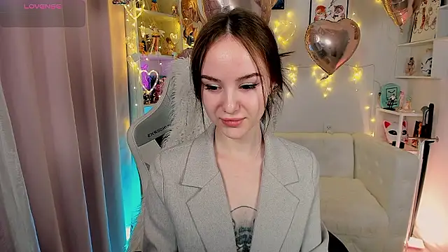 MarySparkle online show from February 2026 04:45:01 AM