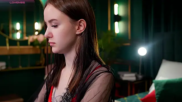 MarySparkle online show from March 2026 04:15:01 AM