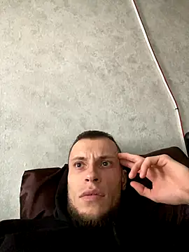 Snapshot of PUER4IK chatting on October 2025 02:07:01 PM PUER4IK online show from October 2025 02:07:01 PM