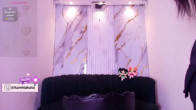 Snapshot of Mhiaa_Sweet chatting on March 2026 12:01:02 PM Mhiaa Sweet online show from March 2026 12:01:02 PM