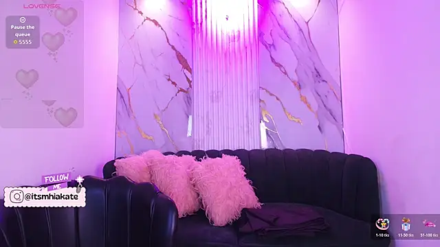 Snapshot of Mhiaa_Sweet chatting on February 2026 12:05:01 PM Mhiaa Sweet online show from February 2026 12:05:01 PM