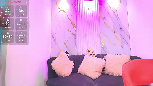 Snapshot of Mhiaa_Sweet chatting on January 2026 12:01:01 PM Mhiaa Sweet online show from January 2026 12:01:01 PM