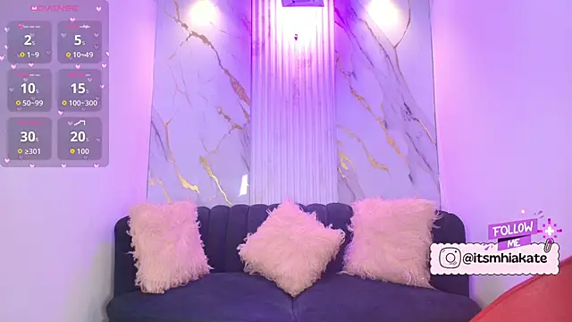 Snapshot of Mhiaa_Sweet chatting on December 2025 11:32:01 AM Mhiaa Sweet online show from December 2025 11:32:01 AM