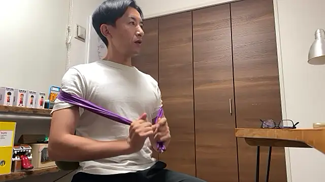 Snapshot of Bonz_Buonz chatting on November 2025 03:37:02 PM Bonz Buonz online show from November 2025 03:37:02 PM