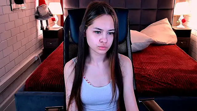 UliaNeer online show from March 2026 05:10:02 AM