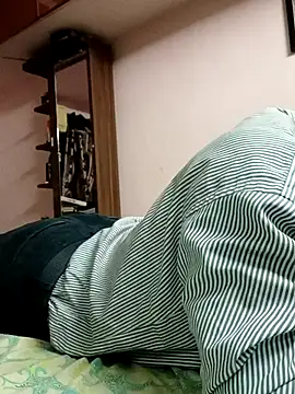 aarav 013 online show from October 2025 05:48:02 PM