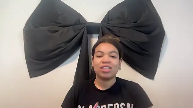 zahrabliss online show from October 2025 04:42:02 PM