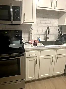 Juicystorm online show from October 2025 02:24:02 AM