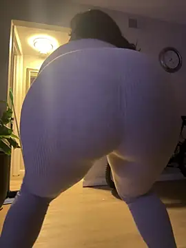 Juicystorm online show from March 2026 11:27:01 AM