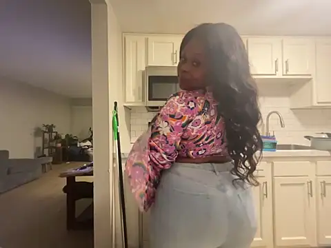 Juicystorm online show from May 2026 01:25:01 AM