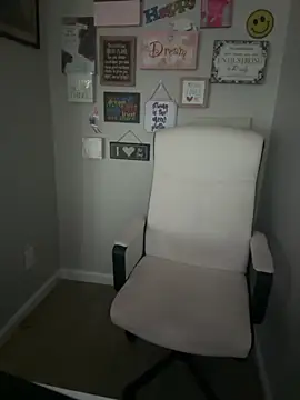 Juicystorm online show from October 2025 02:09:02 PM