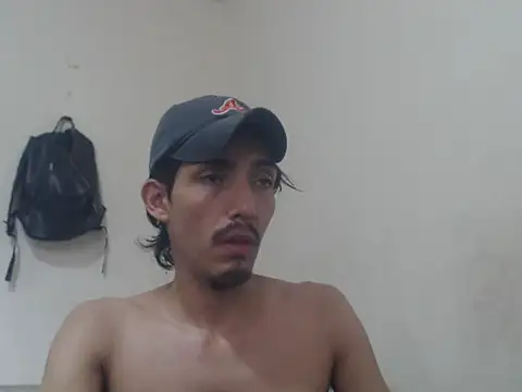 Snapshot of snackontime18 chatting on June 2026 10:49:02 PM snackontime18 online show from June 2026 10:49:02 PM