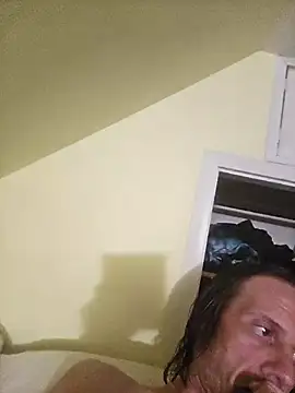 Snapshot of Danny19867 chatting on October 2025 03:18:01 AM Danny19867 online show from October 2025 03:18:01 AM