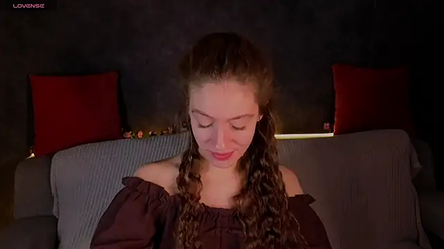Agnes Wells online show from May 2026 03:08:01 AM