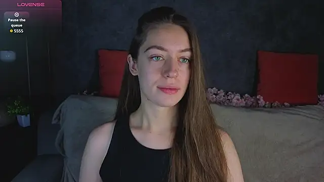 Snapshot of Agnes_Wells chatting on June 2026 01:12:02 AM Agnes Wells online show from June 2026 01:12:02 AM