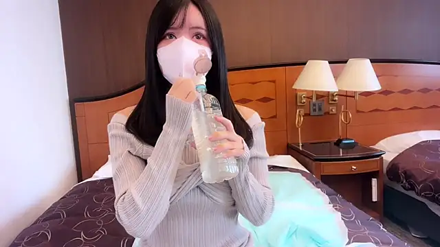 moemilk online show from March 2026 12:18:01 AM