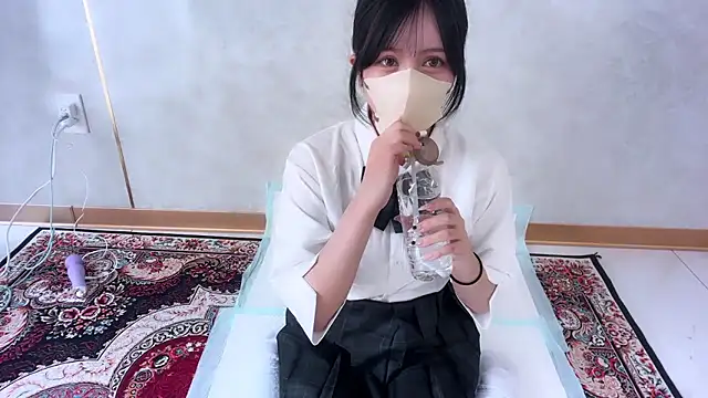 Snapshot of moemilk chatting on November 2025 01:09:01 AM moemilk online show from November 2025 01:09:01 AM