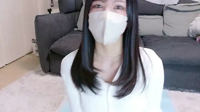 moemilk online show from April 2026 10:32:01 PM