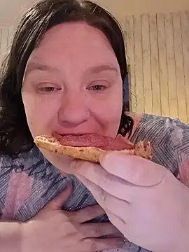 Feuchtekitty92xh online show from December 2025 07:29:02 AM