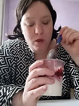 Feuchtekitty92xh online show from April 2026 06:37:02 AM