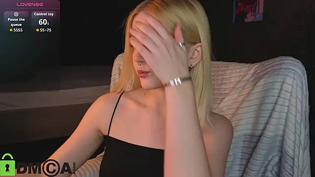 Carrie Foster online show from March 2026 12:49:01 PM