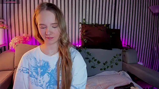 Casey Sweeet online show from March 2026 09:22:01 AM