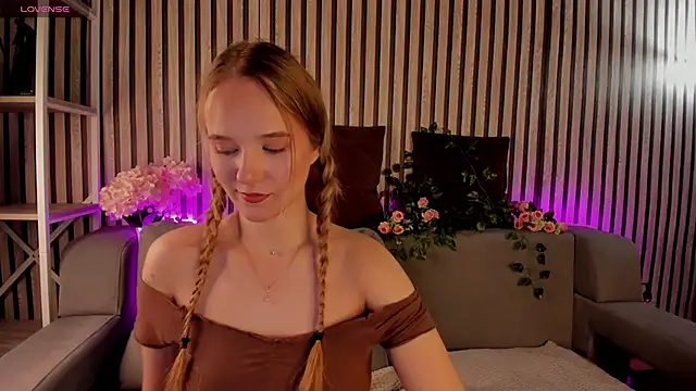 Casey Sweeet online show from May 2026 09:14:02 AM