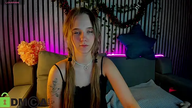 Casey Sweeet online show from January 2026 11:31:02 PM