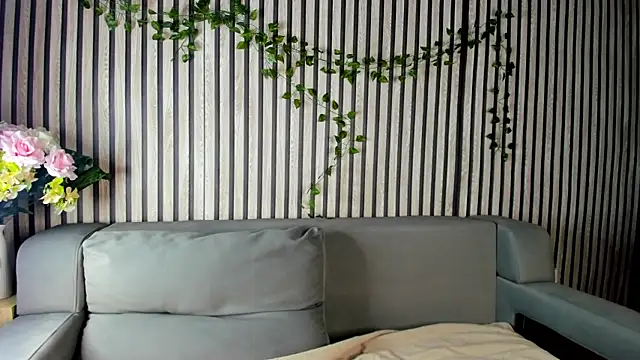 Snapshot of Casey_Sweeet chatting on November 2025 05:17:02 PM Casey Sweeet online show from November 2025 05:17:02 PM