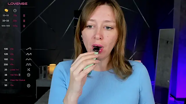 evashiny  online show from November 2025 03:06:02 AM