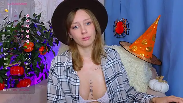 evashiny  online show from October 2025 04:00:01 AM