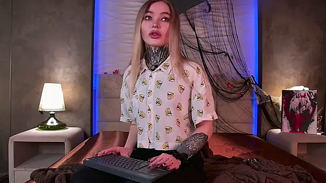 AriWild online show from November 2025 04:16:02 AM