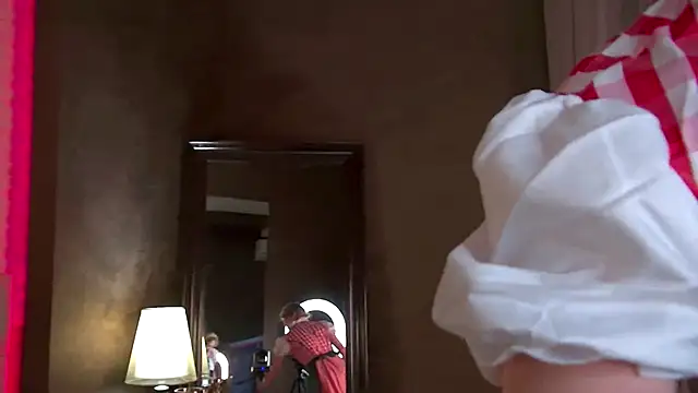 Snapshot of AriWild chatting on September 2025 04:30:01 AM AriWild online show from September 2025 04:30:01 AM