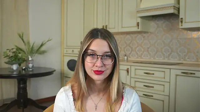 DarelleFaux online show from September 2025 03:12:02 AM