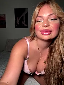 Snapshot of _Lilly_angel chatting on November 2025 06:24:02 PM Lilly angel online show from November 2025 06:24:02 PM