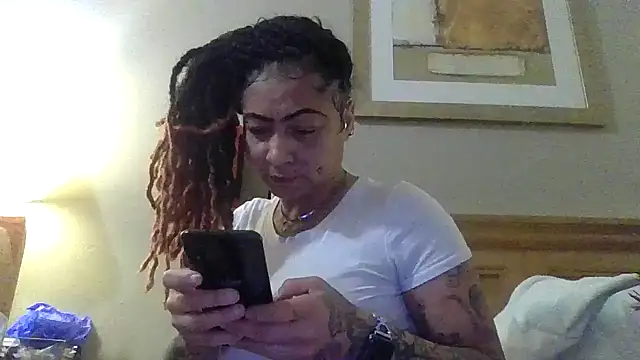 Flossee online show from February 2026 10:45:02 PM