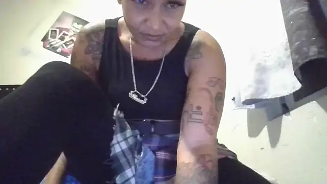 Flossee online show from September 2025 11:17:02 AM