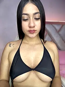 Snapshot of isabela_l chatting on September 2025 10:09:02 PM isabela l online show from September 2025 10:09:02 PM